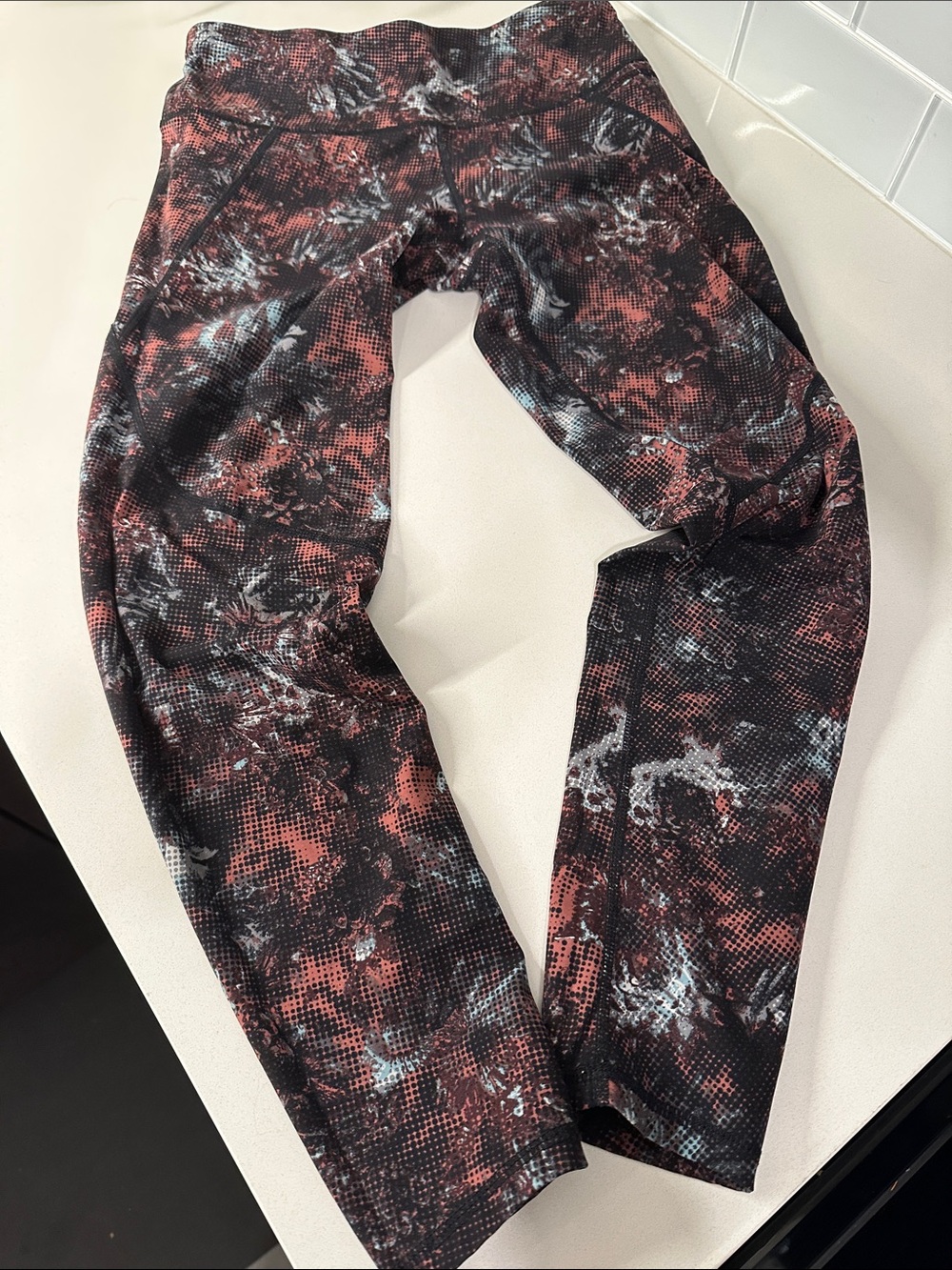 Sweaty Betty Women’s Performance Leggings - Black & Rust Print